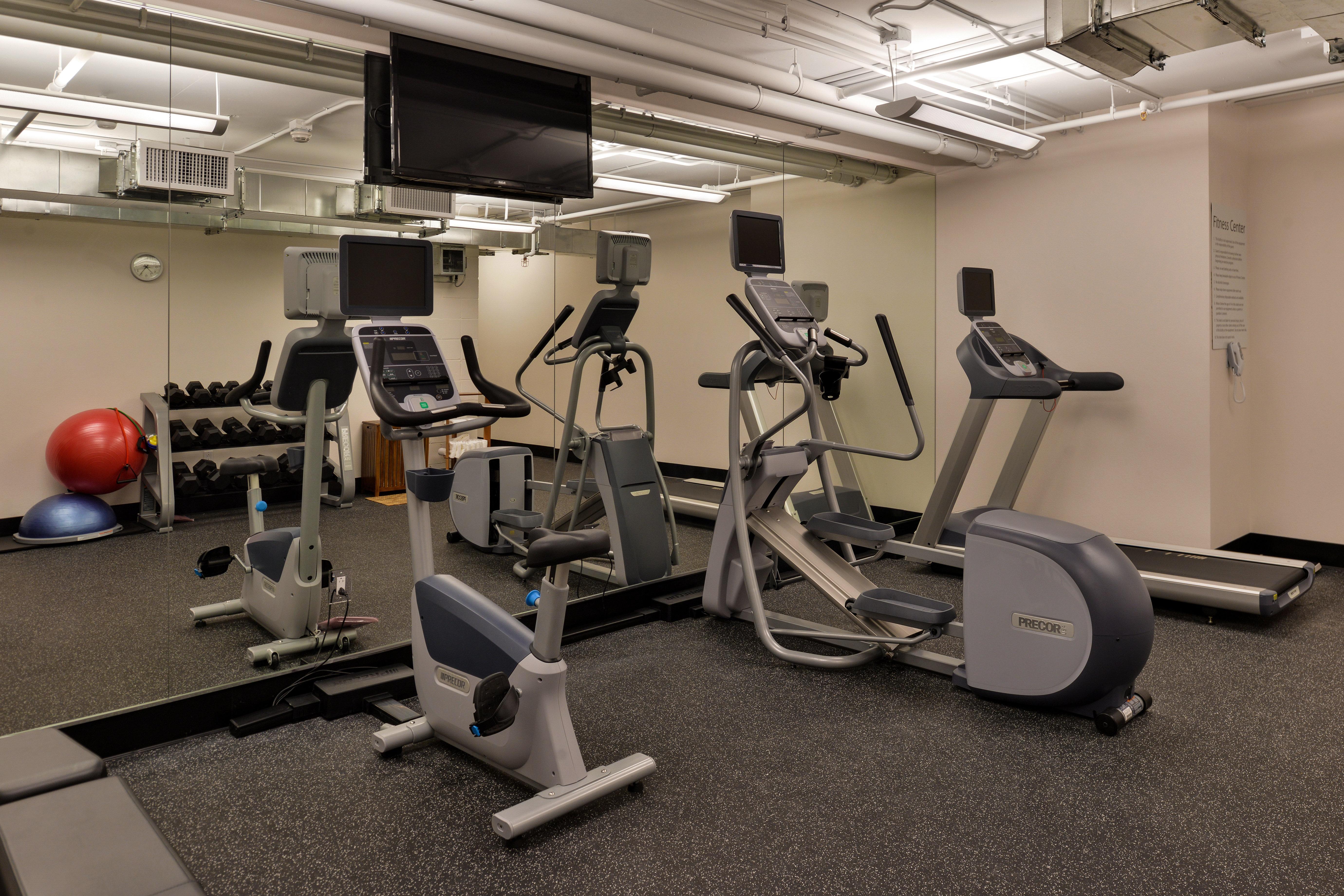 Holiday Inn Express & Suites San Diego - Mission Valley By Ihg Экстерьер фото