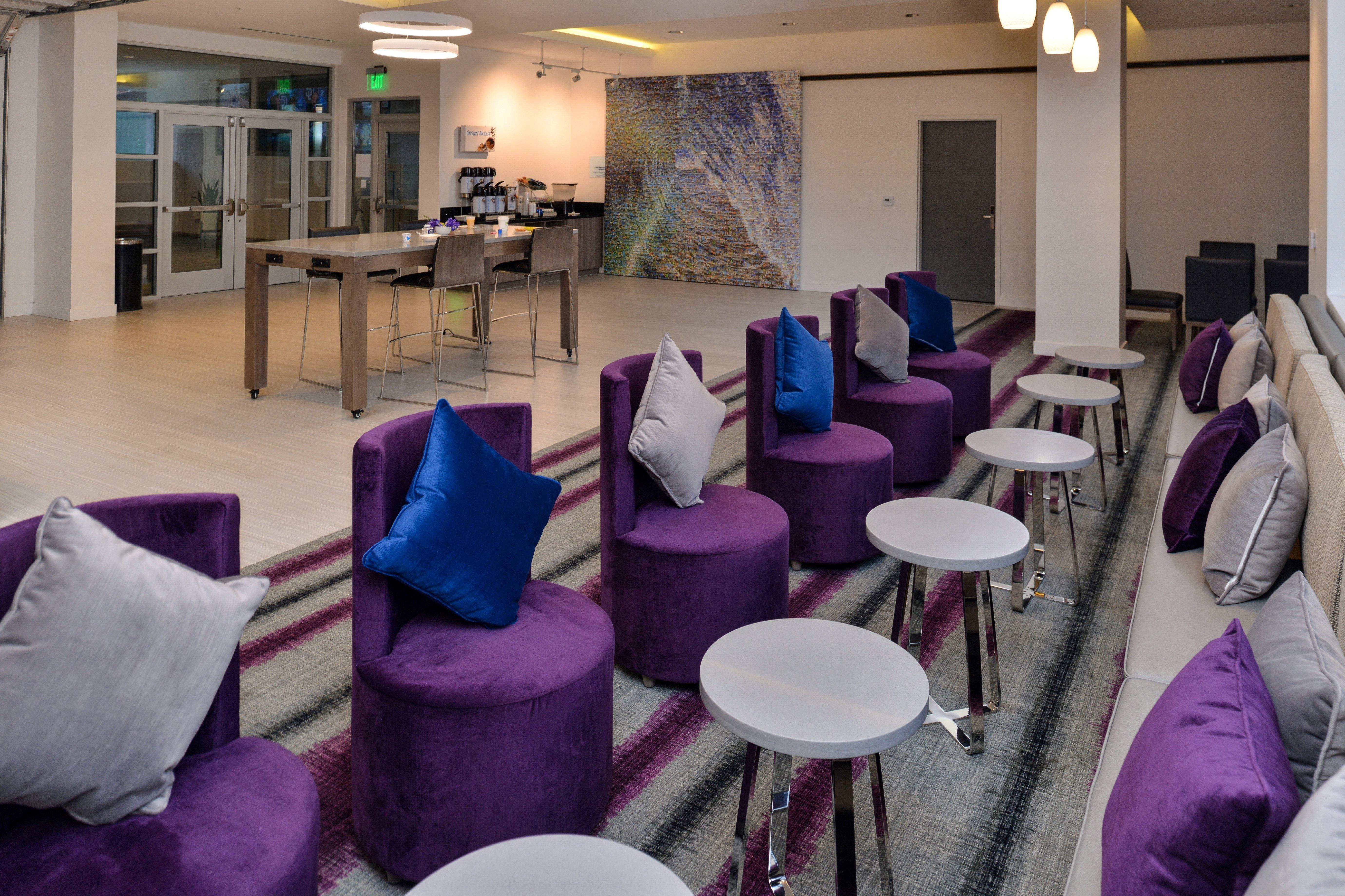 Holiday Inn Express & Suites San Diego - Mission Valley By Ihg Экстерьер фото