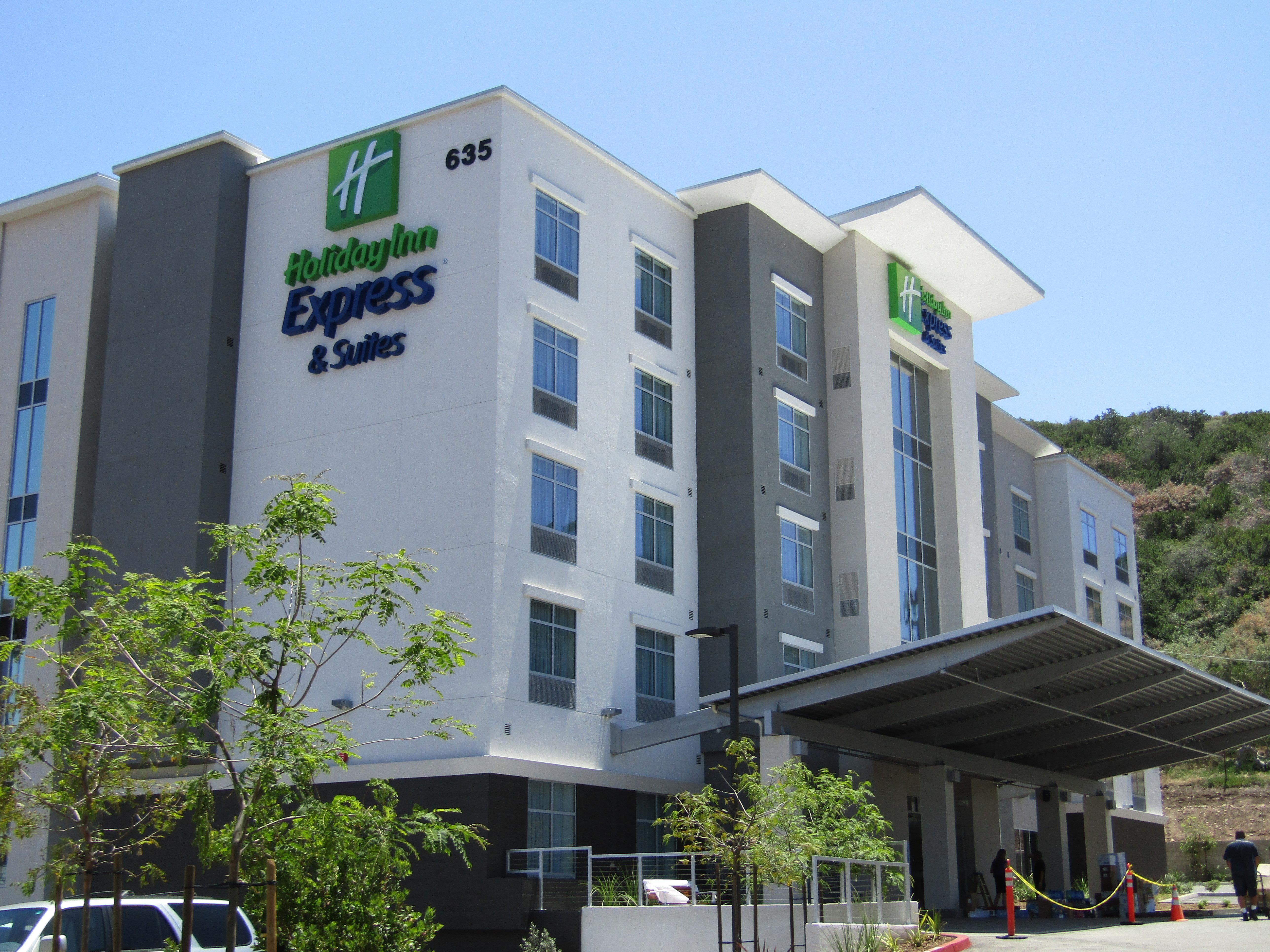 Holiday Inn Express & Suites San Diego - Mission Valley, An Ihg Hotel Экстерьер фото