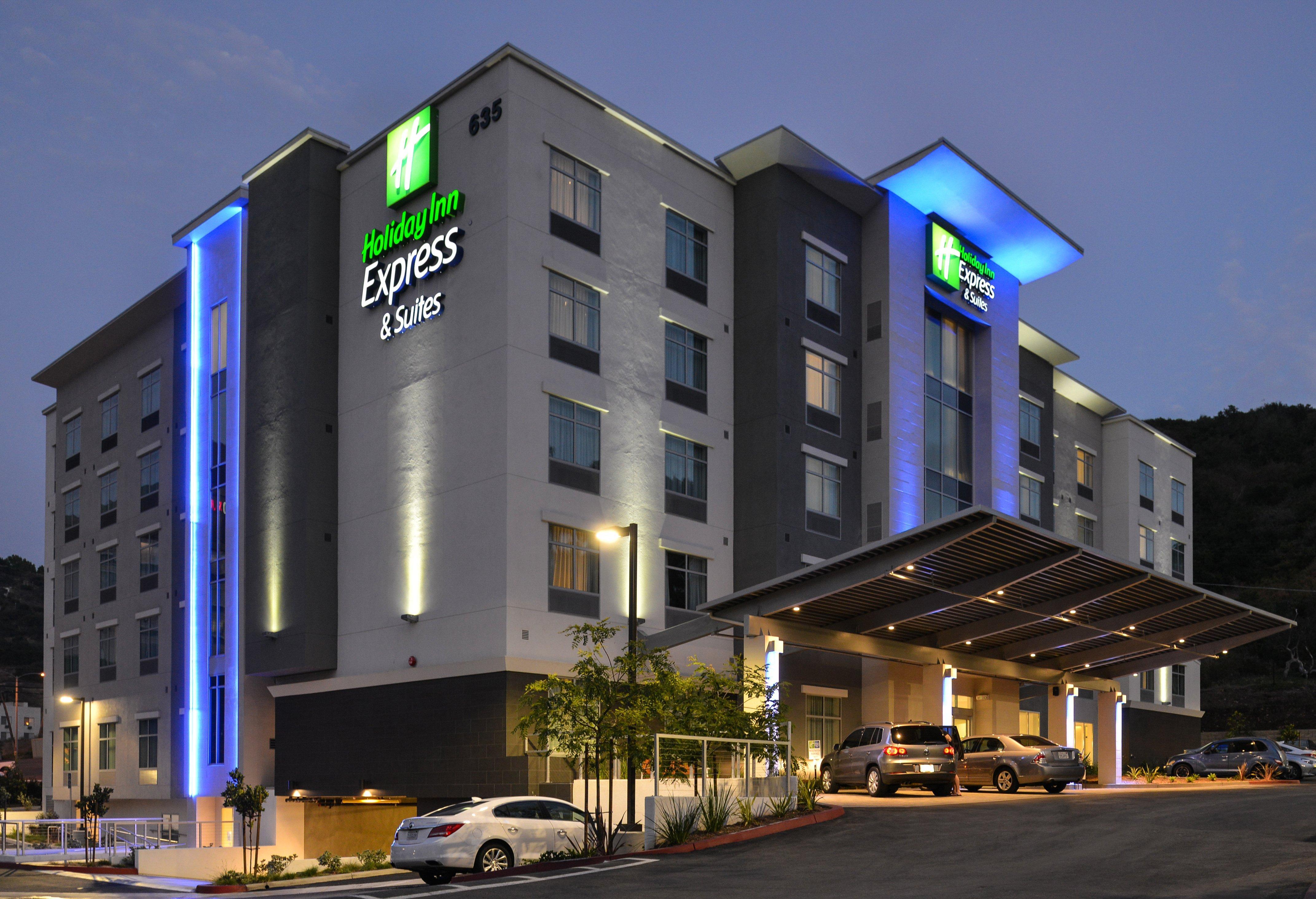 Holiday Inn Express & Suites San Diego - Mission Valley By Ihg Экстерьер фото