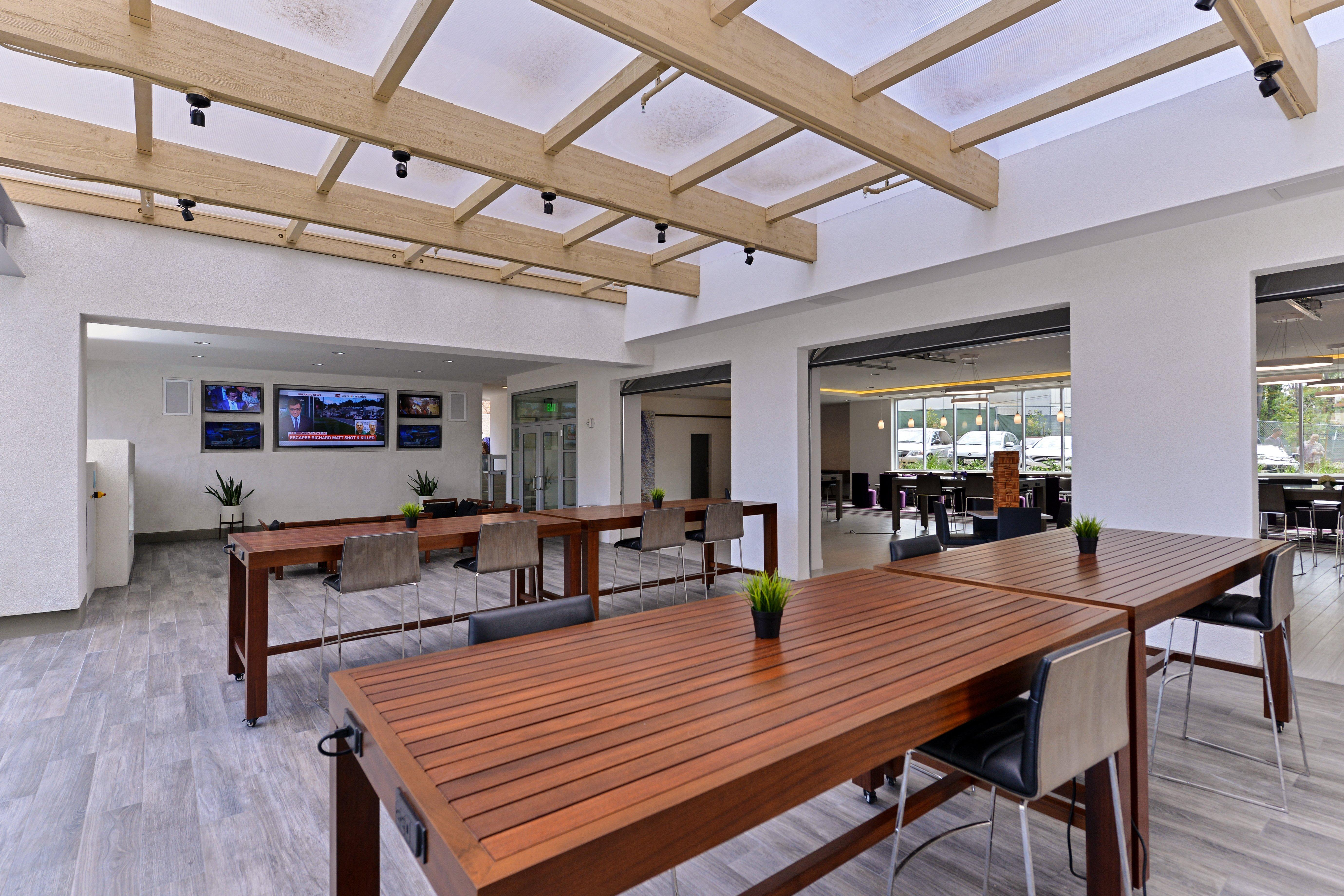 Holiday Inn Express & Suites San Diego - Mission Valley By Ihg Экстерьер фото